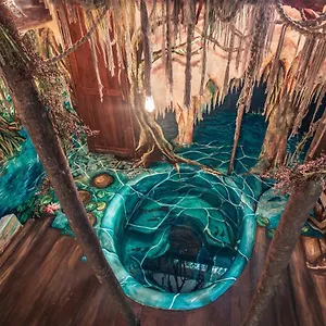 hidden-treehouse-tulum-eco-hotel-party.tulum-hotels.net/